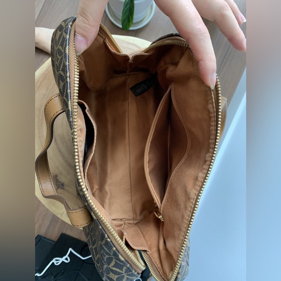 ๐ฅณHP LUXE Sydney Signature Satchel Dark Brown Print Leather Duffle Bag by Fossil - Picture 9 of 16